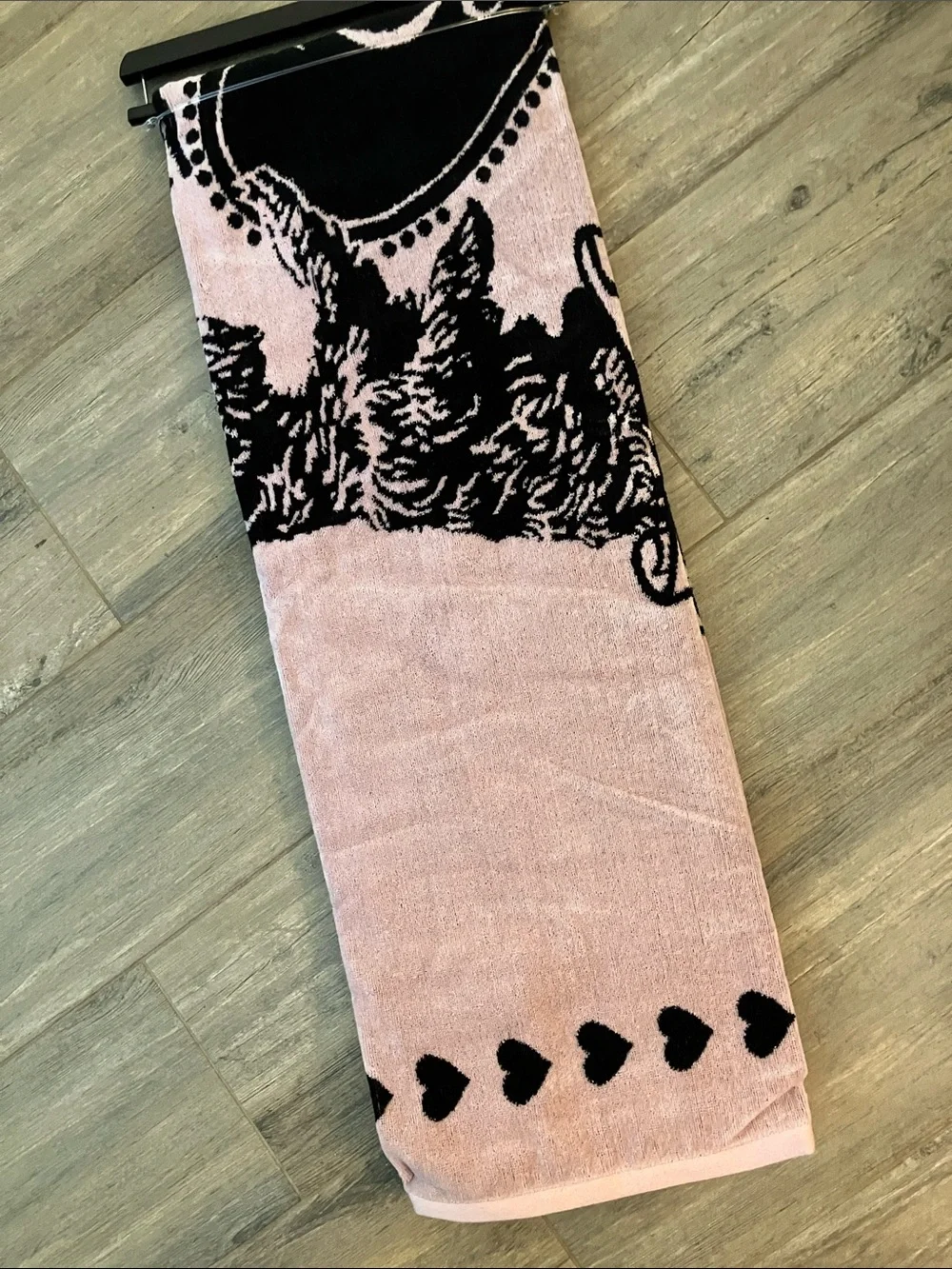 🎀Juicy Couture beach towel Scottie dogs classic Juicy crest 6 ft long NWT